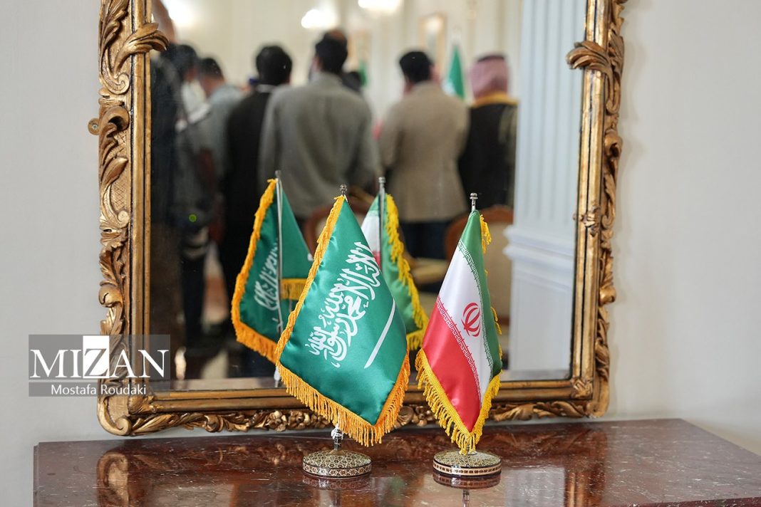 伊朗和沙特阿拉伯讨论在石油和天然气行业的共同投资
